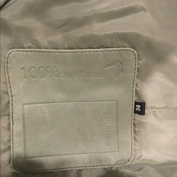 Cigno  Nero leather jacket/ skirt set - Picture 4 of 8